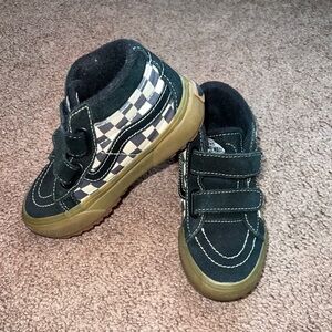 🚀 Toddler Boy’s Size 12 Checkered Vans